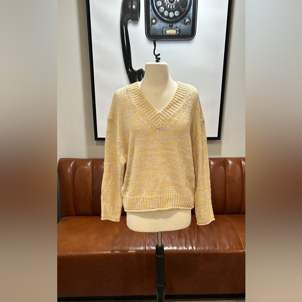 BRAND NEW! Perfect For Spring! Small V-Neck, Loose-fit Sweater
